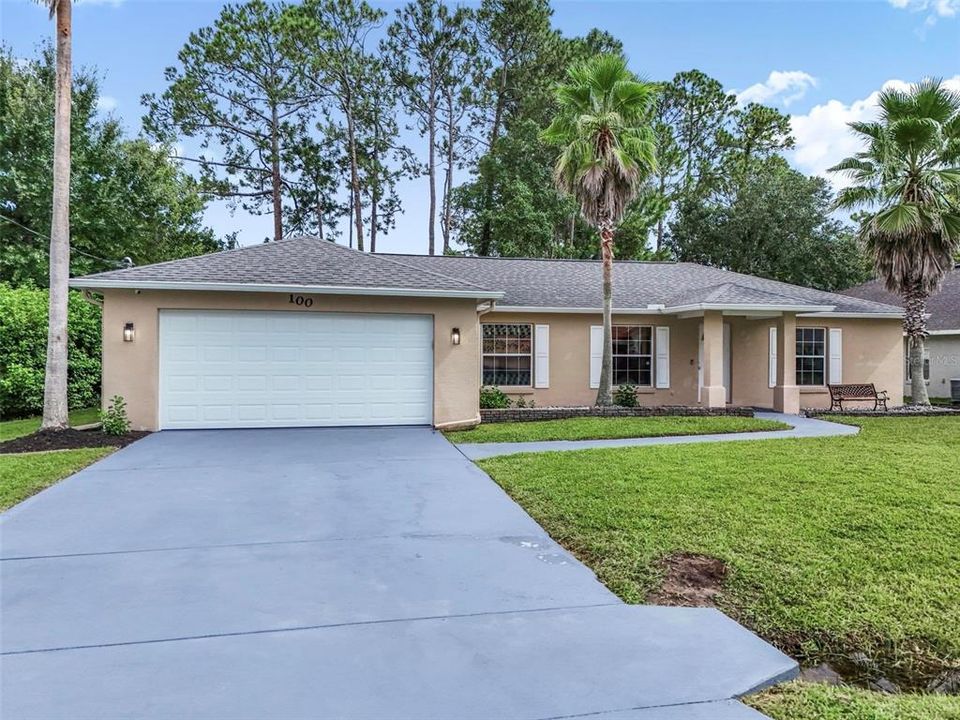 For Sale: $279,900 (3 beds, 2 baths, 1422 Square Feet)