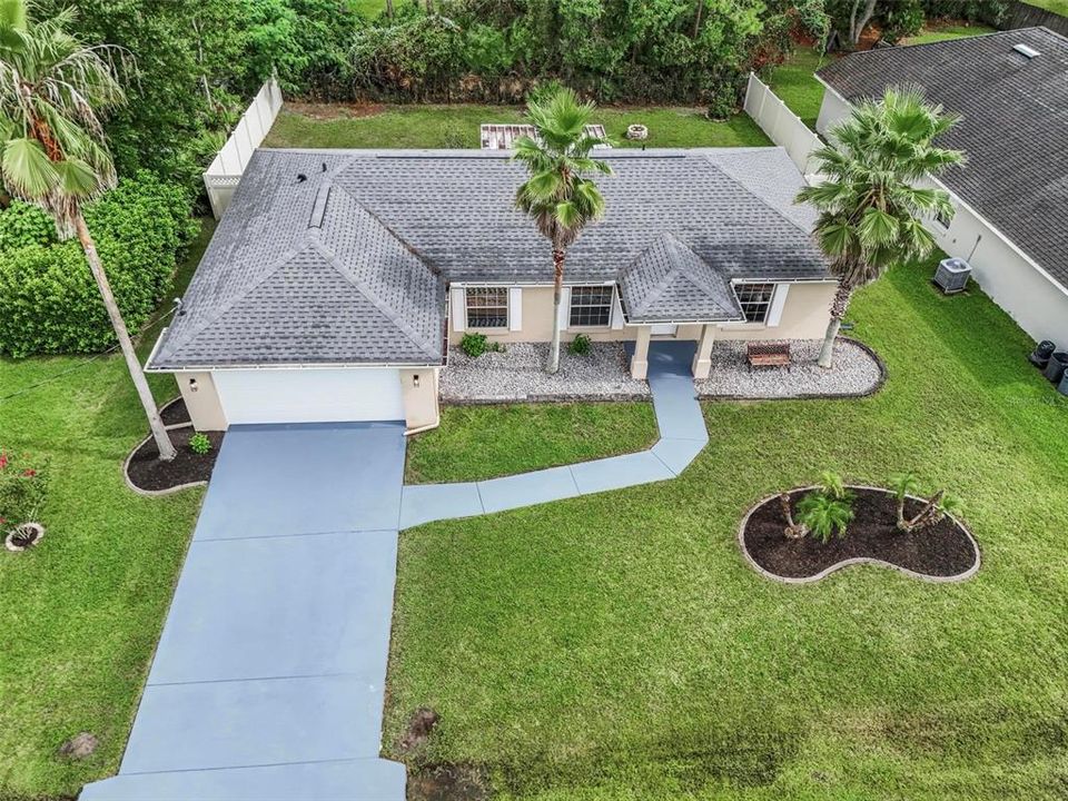 For Sale: $279,900 (3 beds, 2 baths, 1422 Square Feet)