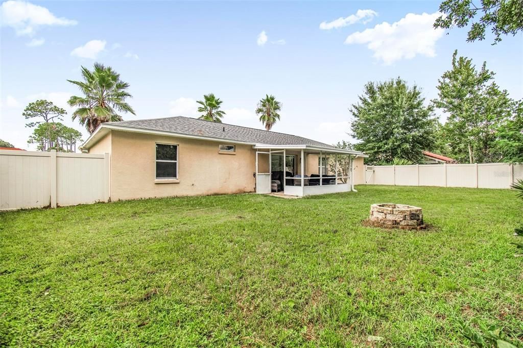 For Sale: $279,900 (3 beds, 2 baths, 1422 Square Feet)
