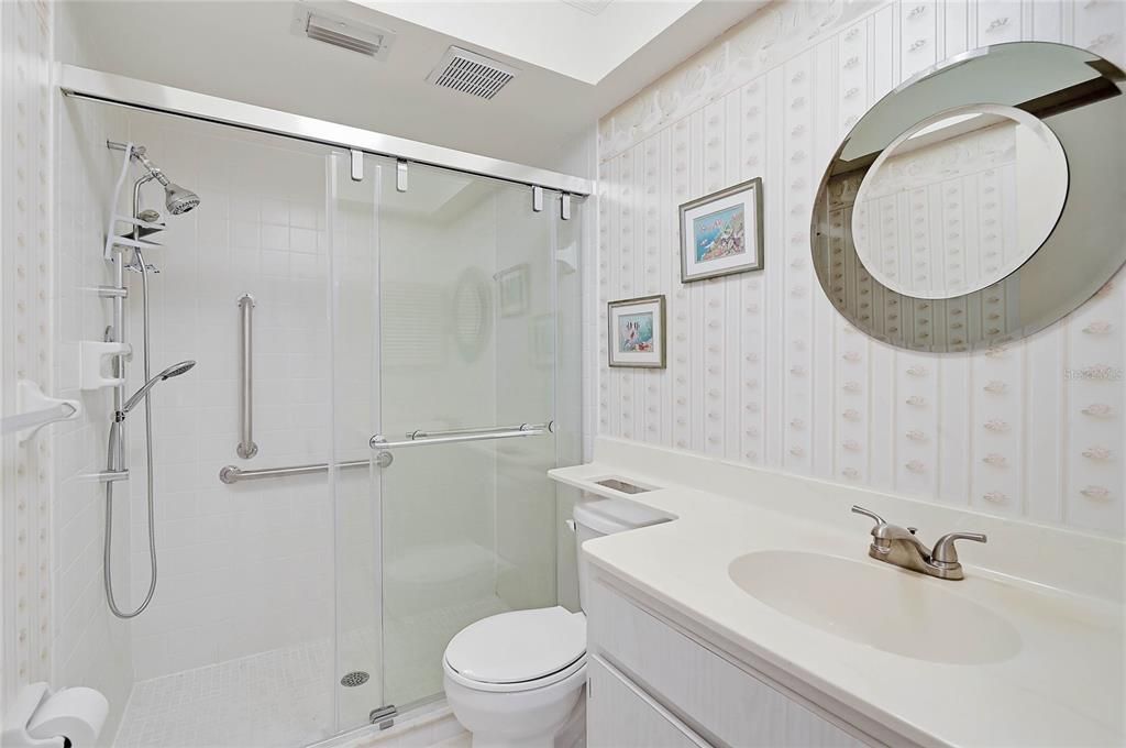 En Venta: $199,999 (2 camas, 2 baños, 1030 Pies cuadrados)