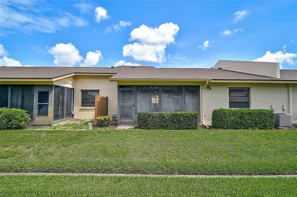 En Venta: $199,999 (2 camas, 2 baños, 1030 Pies cuadrados)