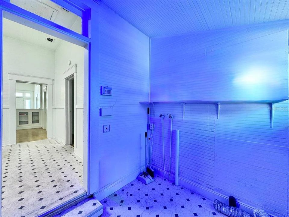 En Renta: $2,300 (3 camas, 2 baños, 1440 Pies cuadrados)