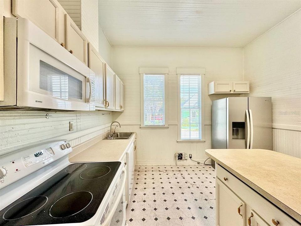 En Renta: $2,300 (3 camas, 2 baños, 1440 Pies cuadrados)