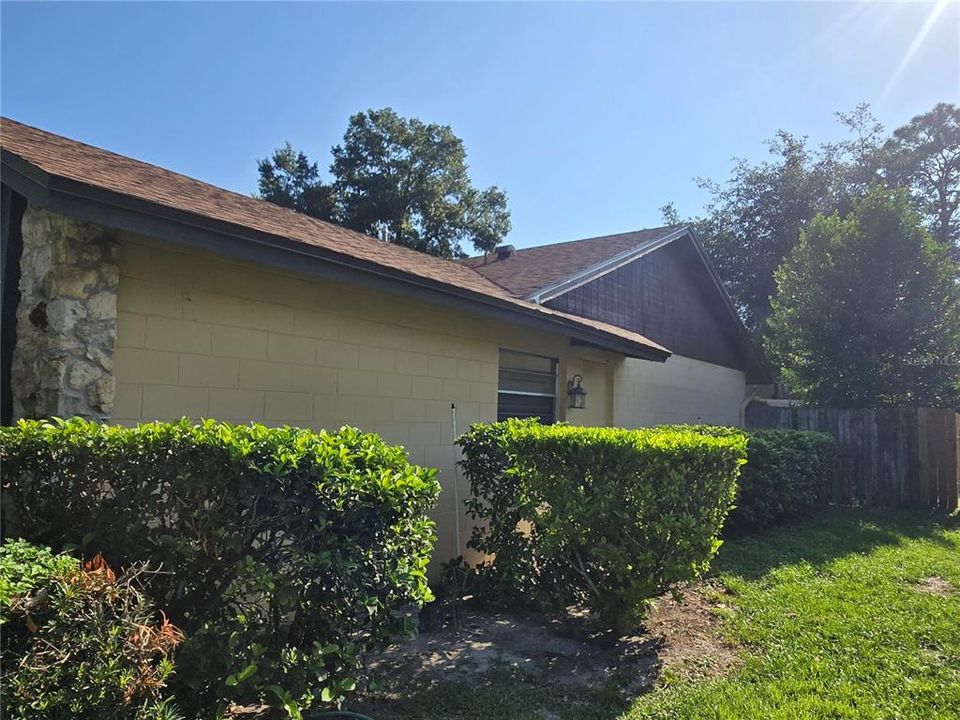 For Sale: $379,000 (4 beds, 2 baths, 1760 Square Feet)