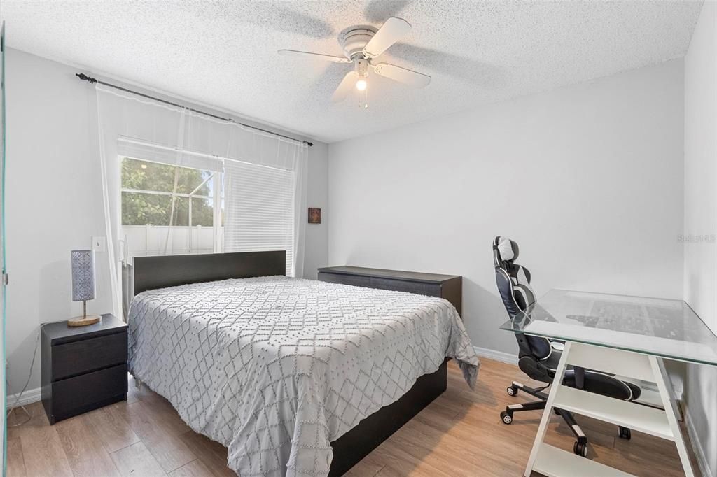 For Sale: $480,000 (4 beds, 2 baths, 2587 Square Feet)
