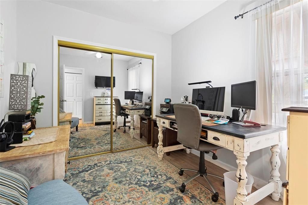 For Sale: $480,000 (4 beds, 2 baths, 2587 Square Feet)