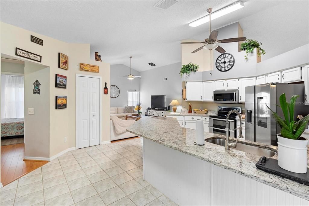 For Sale: $480,000 (4 beds, 2 baths, 2587 Square Feet)