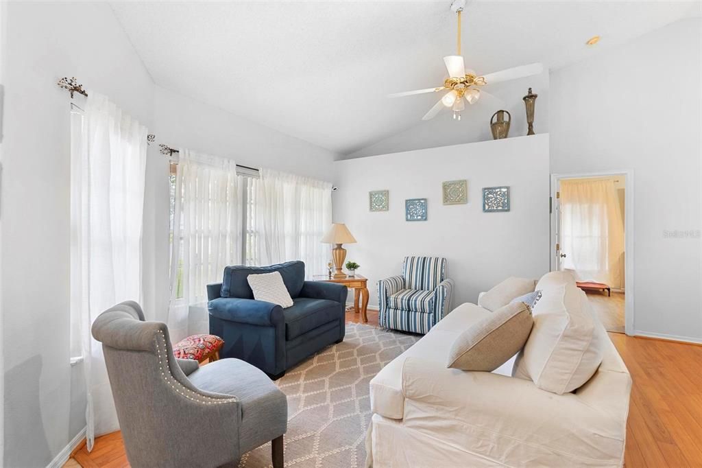 For Sale: $480,000 (4 beds, 2 baths, 2587 Square Feet)