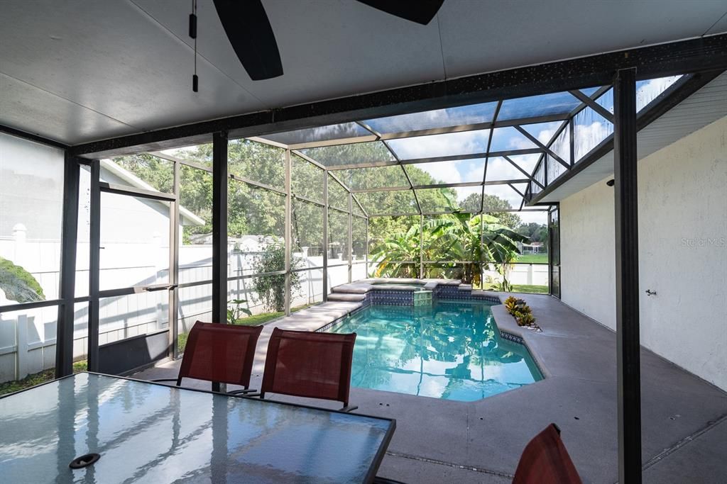 En Venta: $399,900 (3 camas, 2 baños, 1496 Pies cuadrados)