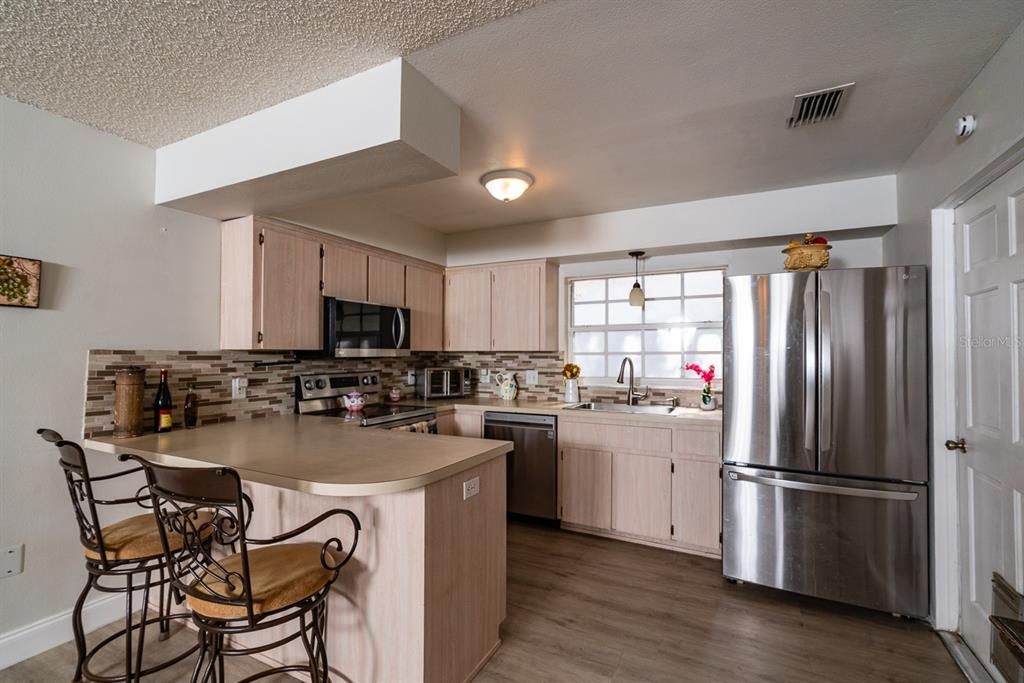 En Venta: $399,900 (3 camas, 2 baños, 1496 Pies cuadrados)