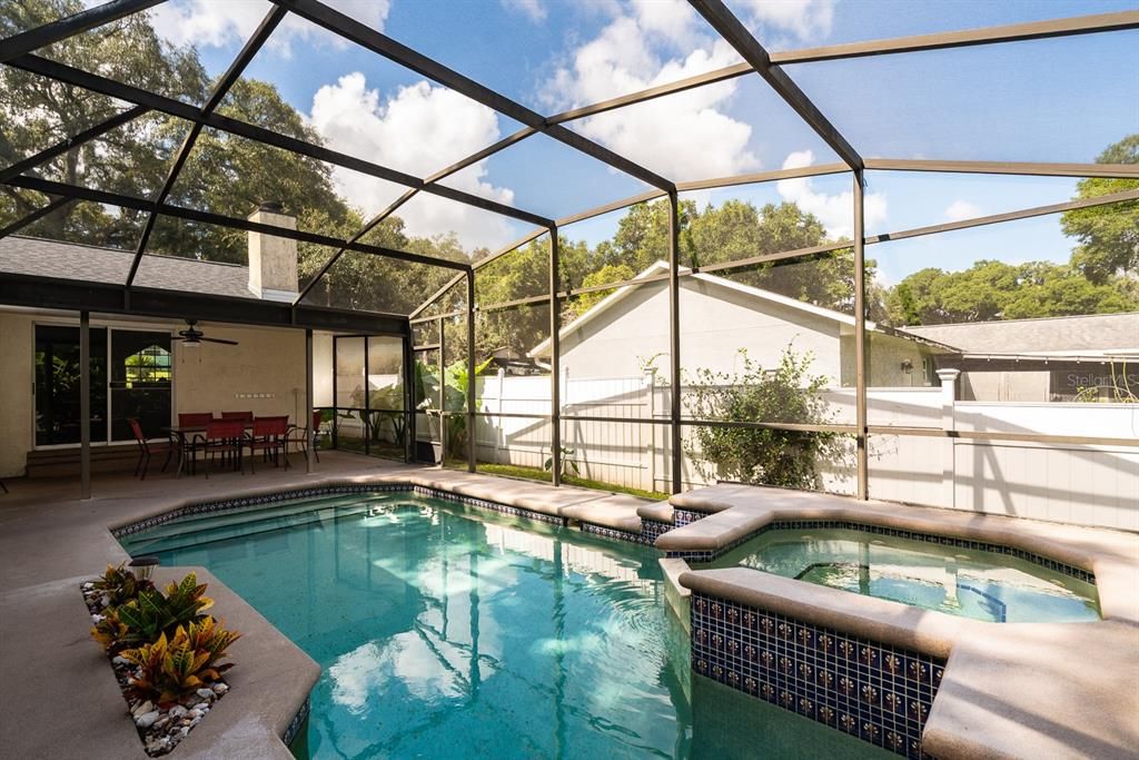 En Venta: $399,900 (3 camas, 2 baños, 1496 Pies cuadrados)