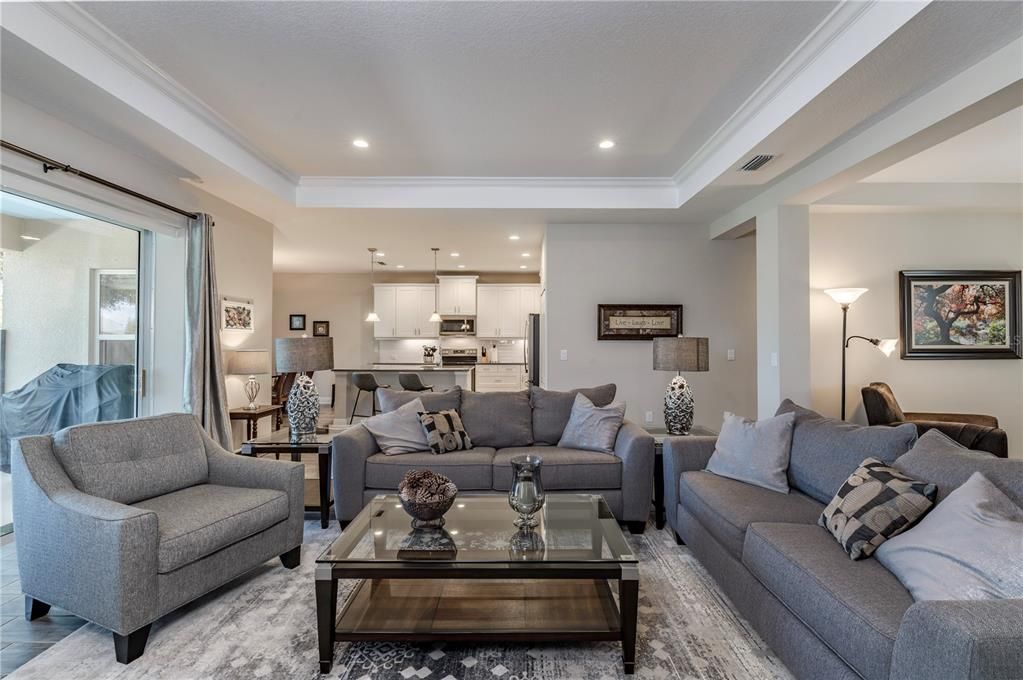 Activo con contrato: $470,000 (3 camas, 2 baños, 2231 Pies cuadrados)