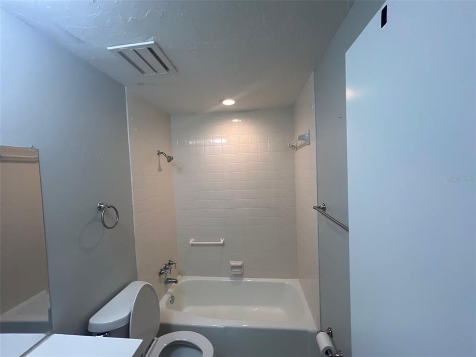 В аренду: $2,070 (3 спален, 2 ванн, 1242 Квадратных фут)