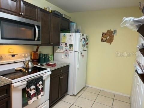 For Sale: $164,900 (2 beds, 2 baths, 1126 Square Feet)