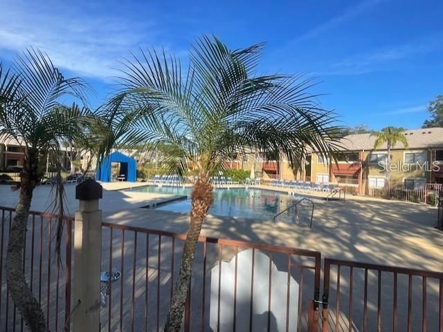 En Venta: $154,900 (2 camas, 2 baños, 1126 Pies cuadrados)