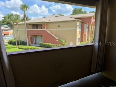 For Sale: $164,900 (2 beds, 2 baths, 1126 Square Feet)