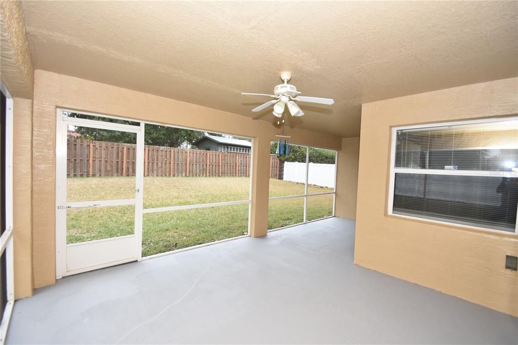 For Rent: $2,100 (4 beds, 2 baths, 2073 Square Feet)