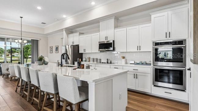 En Venta: $539,900 (4 camas, 3 baños, 2677 Pies cuadrados)