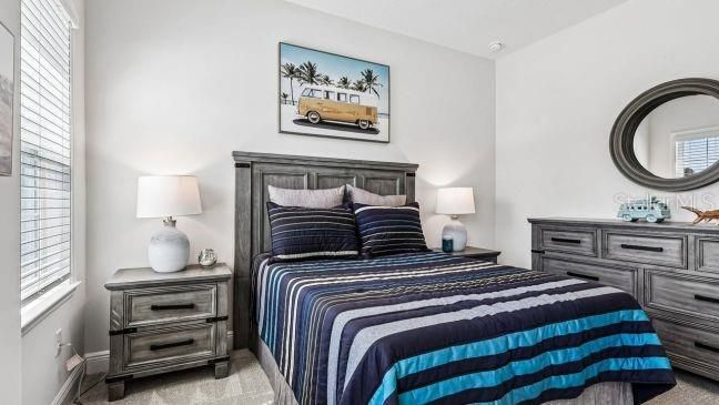 En Venta: $539,900 (4 camas, 3 baños, 2677 Pies cuadrados)
