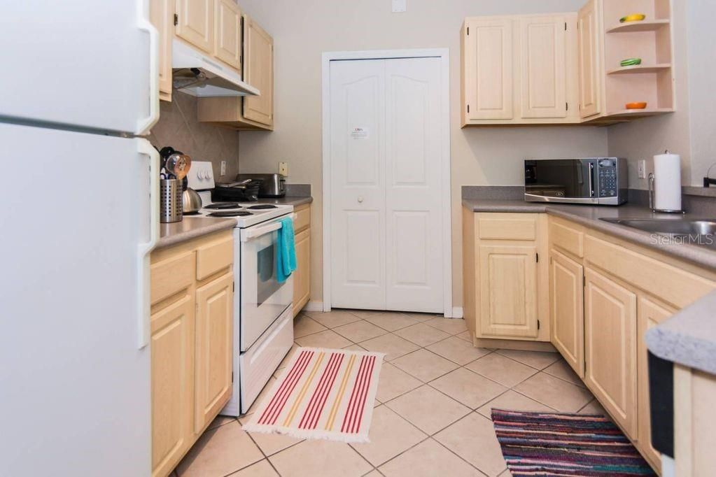 В аренду: $1,800 (2 спален, 2 ванн, 1110 Квадратных фут)
