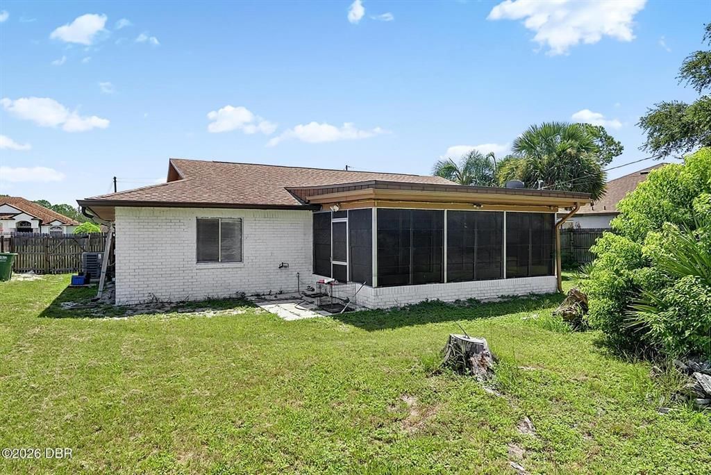 En Venta: $270,000 (2 camas, 2 baños, 1287 Pies cuadrados)