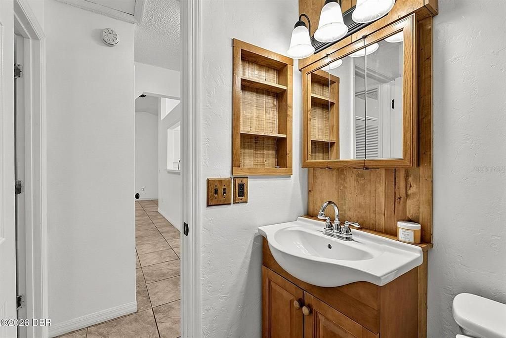 En Venta: $270,000 (2 camas, 2 baños, 1287 Pies cuadrados)