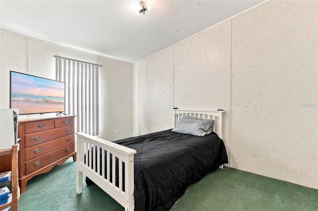 For Sale: $119,000 (3 beds, 2 baths, 1512 Square Feet)