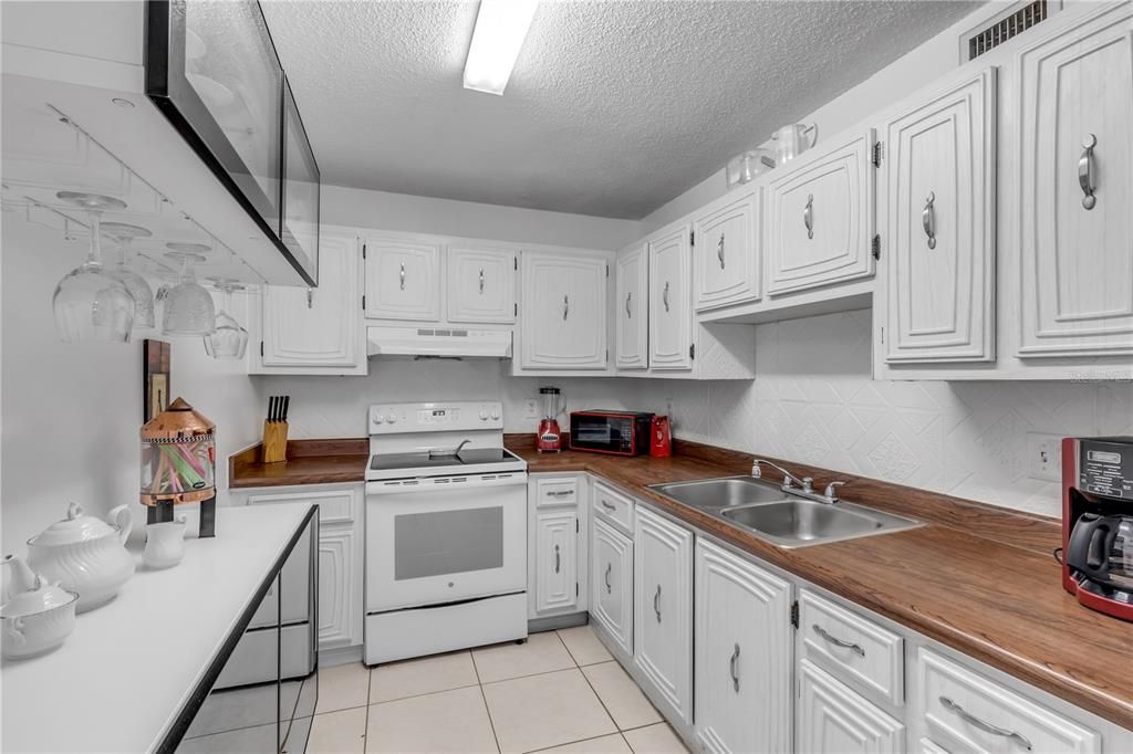 En Venta: $126,900 (1 camas, 1 baños, 710 Pies cuadrados)