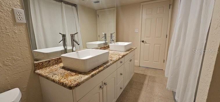 В аренду: $3,500 (3 спален, 3 ванн, 2096 Квадратных фут)