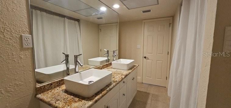 В аренду: $3,500 (3 спален, 3 ванн, 2096 Квадратных фут)
