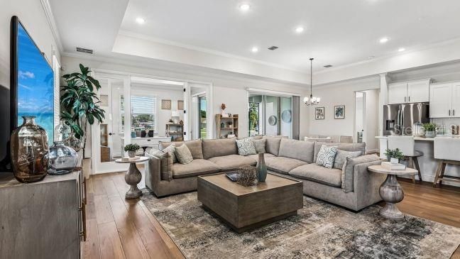 En Venta: $564,900 (4 camas, 3 baños, 2677 Pies cuadrados)