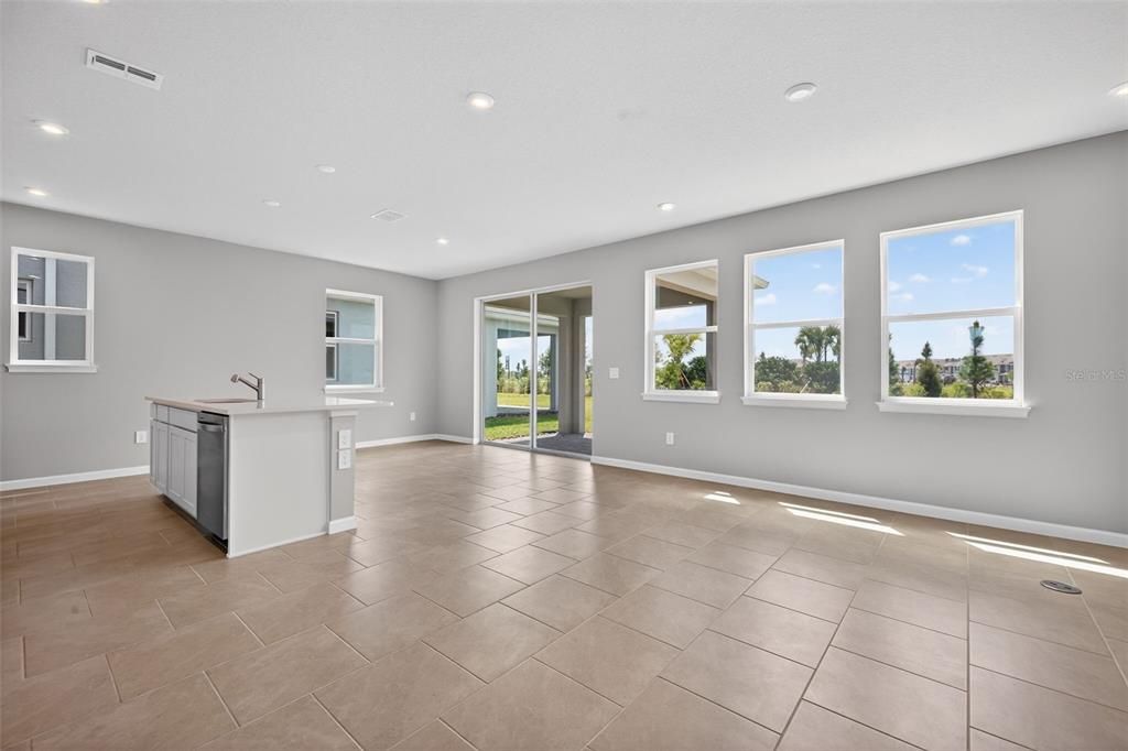 For Sale: $371,120 (3 beds, 2 baths, 1923 Square Feet)