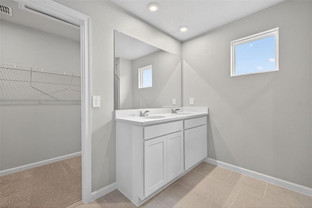 For Sale: $371,120 (3 beds, 2 baths, 1923 Square Feet)