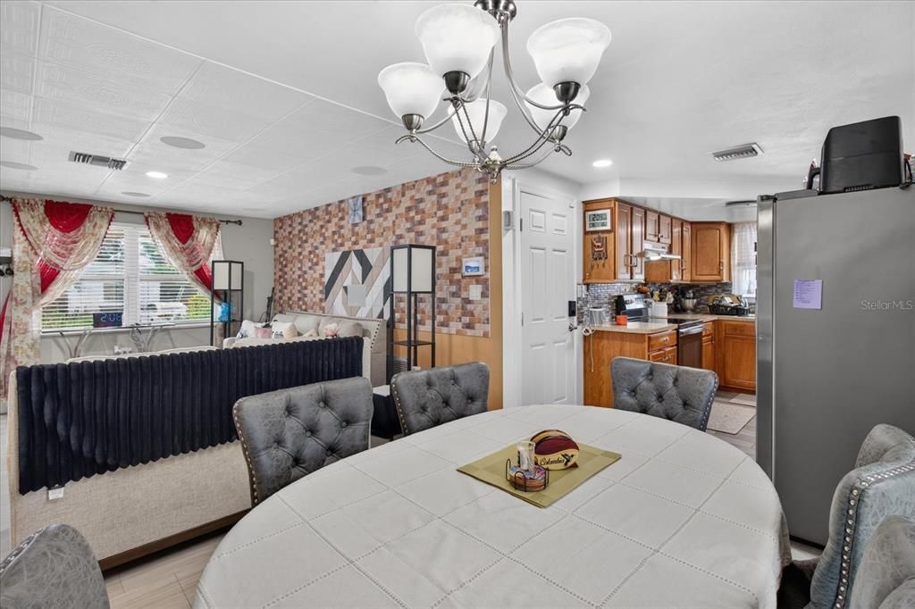 En Venta: $230,000 (3 camas, 1 baños, 1004 Pies cuadrados)