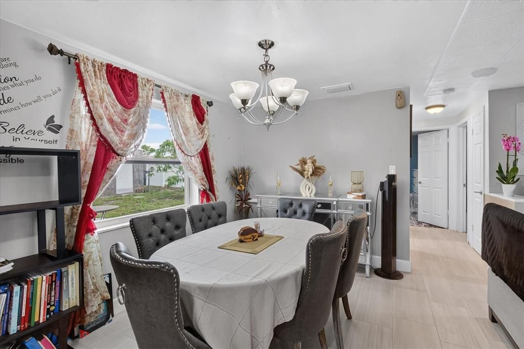 En Venta: $230,000 (3 camas, 1 baños, 1004 Pies cuadrados)