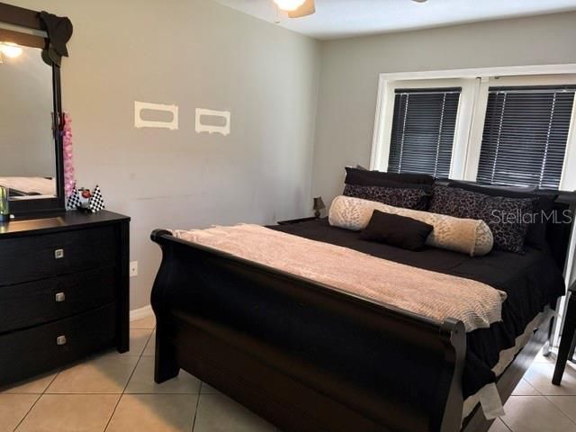 En Venta: $365,000 (3 camas, 2 baños, 1367 Pies cuadrados)