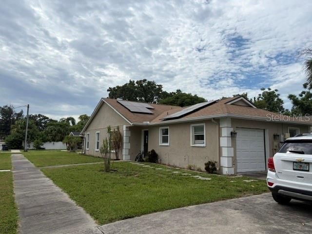En Venta: $365,000 (3 camas, 2 baños, 1367 Pies cuadrados)