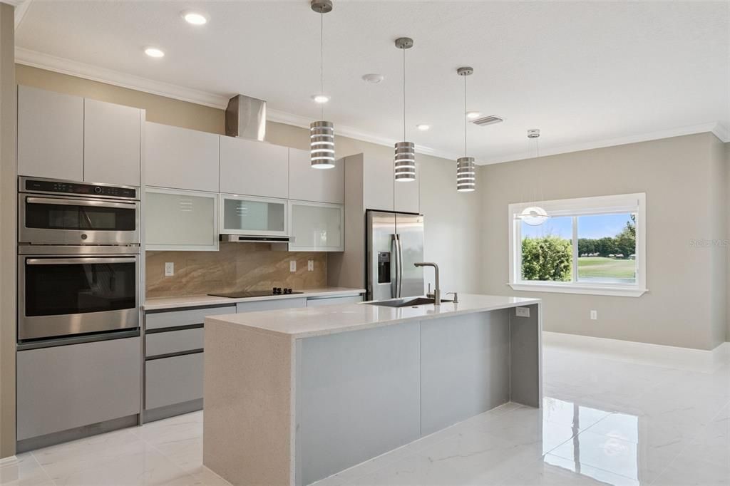For Sale: $380,000 (3 beds, 2 baths, 2281 Square Feet)
