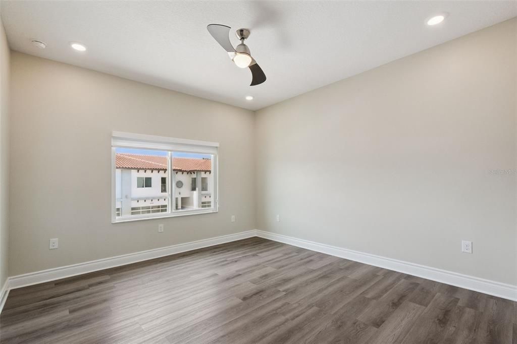 For Sale: $380,000 (3 beds, 2 baths, 2281 Square Feet)