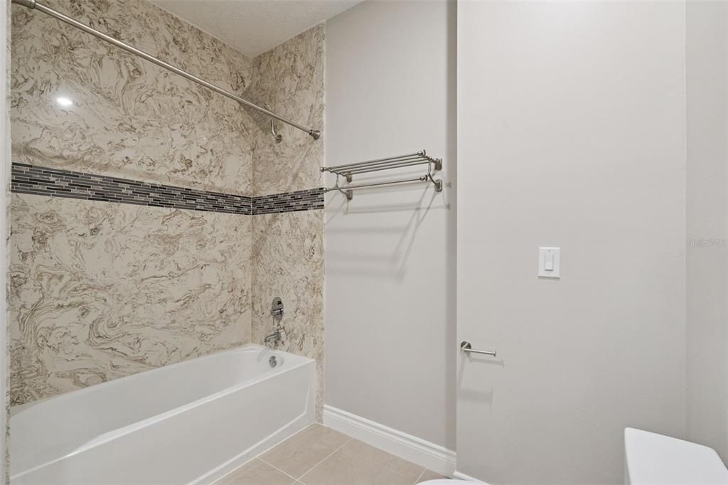For Sale: $380,000 (3 beds, 2 baths, 2281 Square Feet)