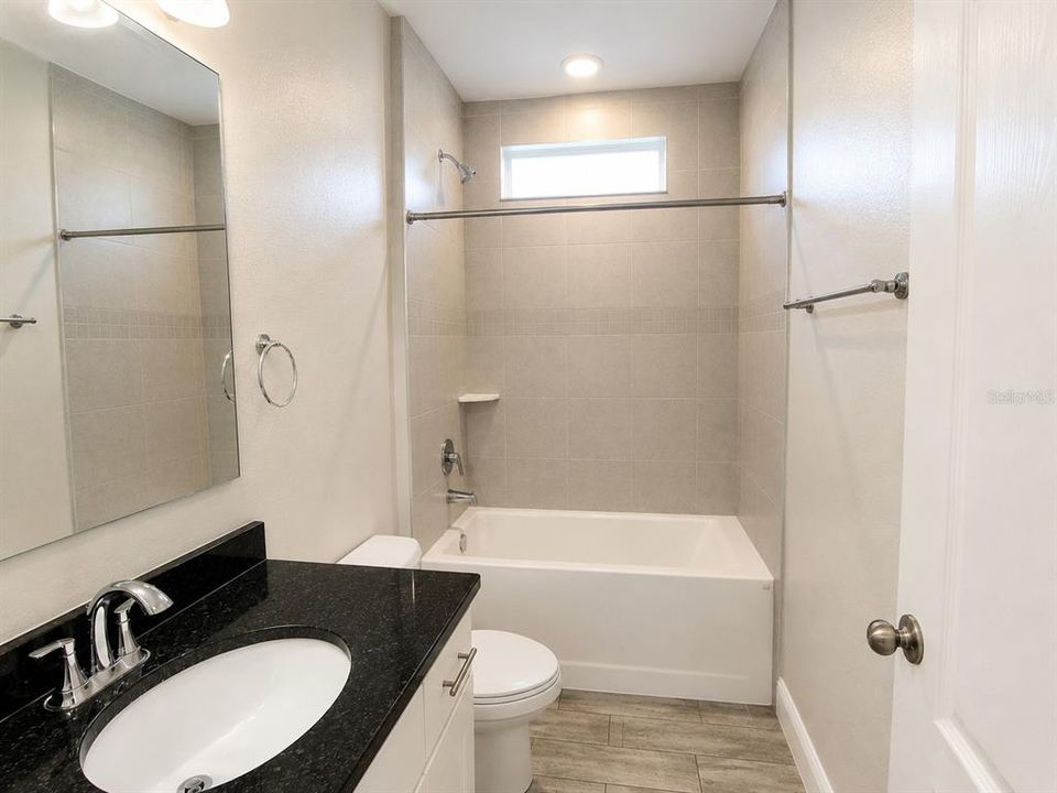 For Rent: $2,200 (4 beds, 2 baths, 2182 Square Feet)