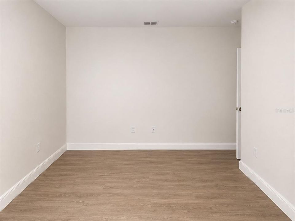 For Rent: $2,200 (4 beds, 2 baths, 2182 Square Feet)