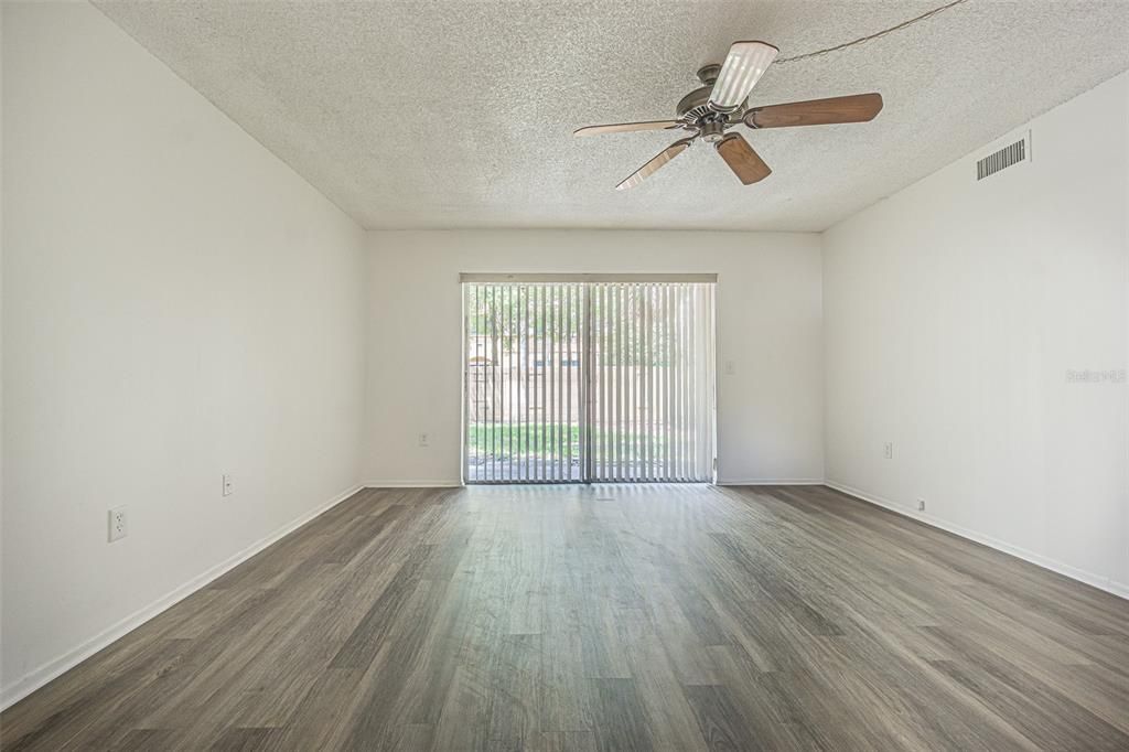 En Venta: $99,000 (2 camas, 1 baños, 830 Pies cuadrados)