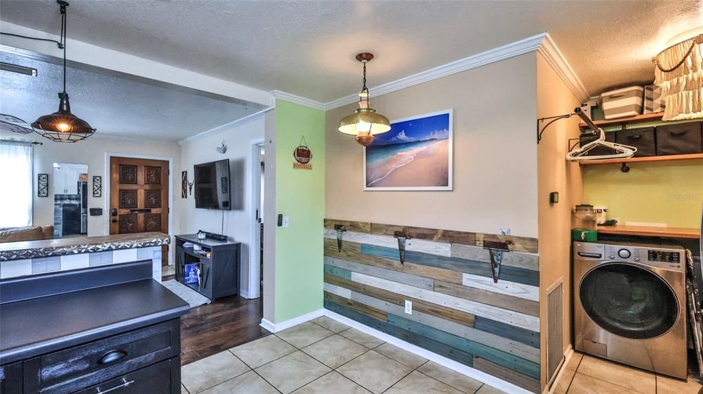 En Venta: $278,000 (2 camas, 2 baños, 1040 Pies cuadrados)