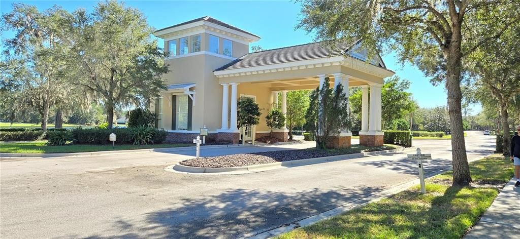 For Sale: $345,000 (3 beds, 2 baths, 1693 Square Feet)