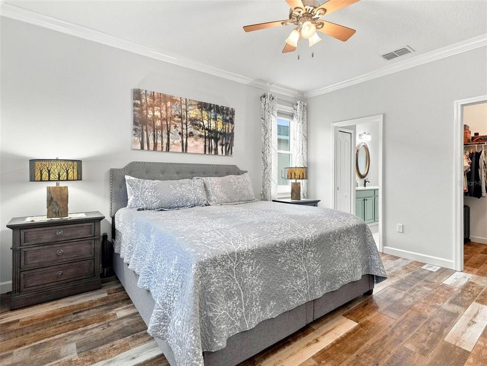 For Sale: $345,000 (3 beds, 2 baths, 1693 Square Feet)