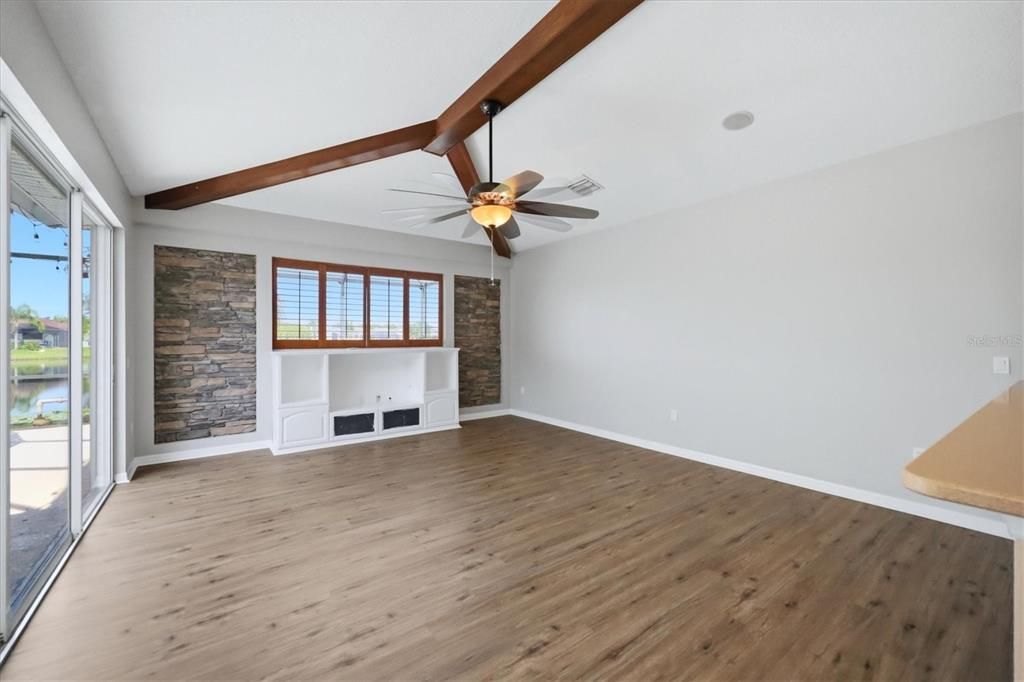 For Sale: $649,900 (4 beds, 2 baths, 2906 Square Feet)