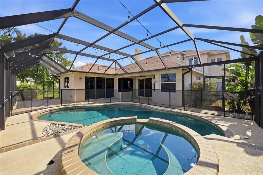 For Sale: $649,900 (4 beds, 2 baths, 2906 Square Feet)