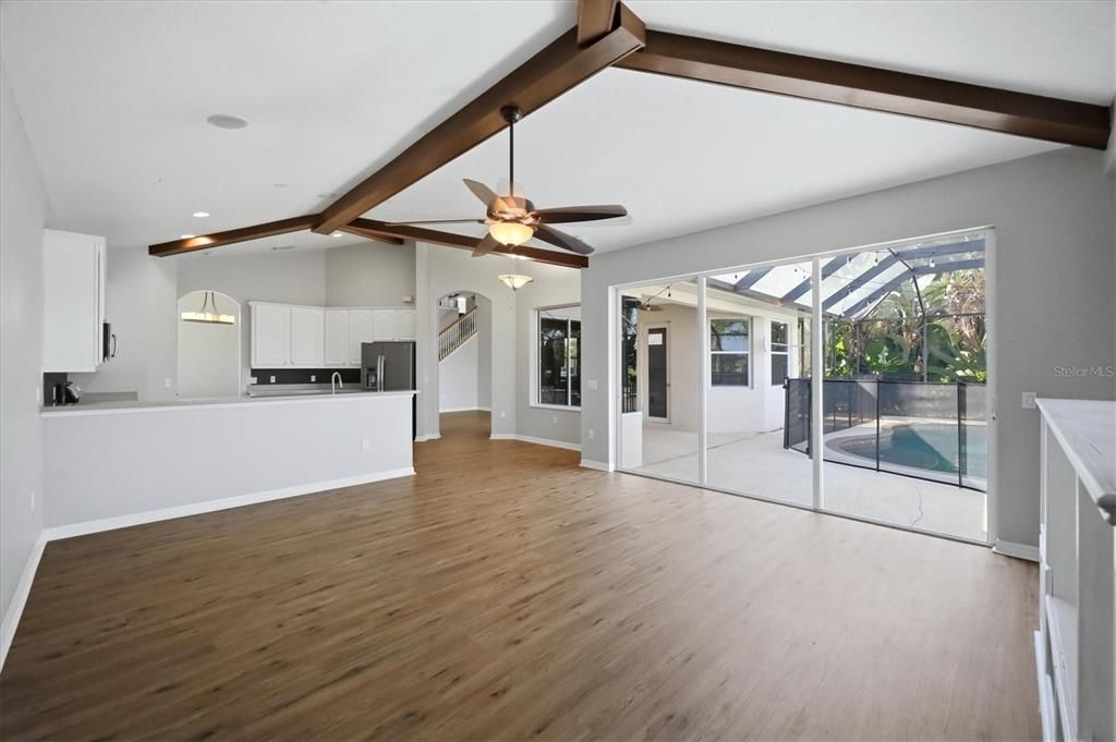 For Sale: $649,900 (4 beds, 2 baths, 2906 Square Feet)