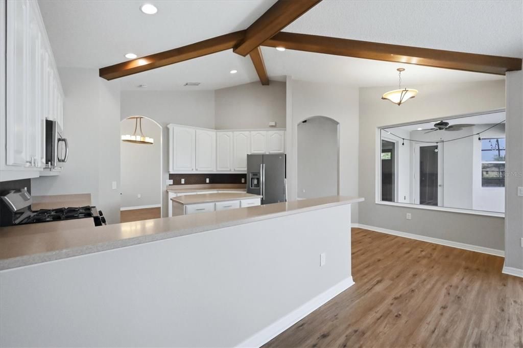 For Sale: $649,900 (4 beds, 2 baths, 2906 Square Feet)